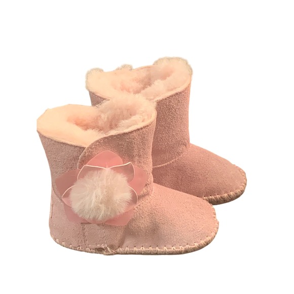 UGG Kids Baby Pink Suede Leather Flower Detail Shearling Lined Boots Size 2/3 - Picture 1 of 10